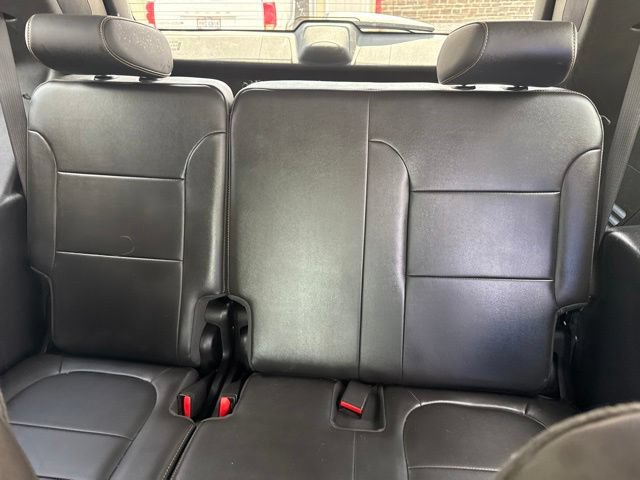 Used 2021 Chevrolet Traverse LT w/ LT Premium Package AWD/4WD image 12