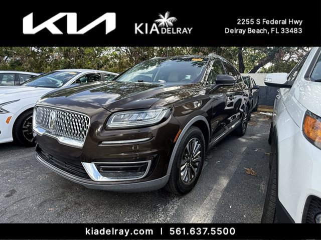 Used 2019 Lincoln Nautilus Select image 4