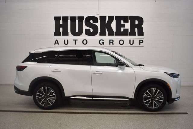 Used 2026 INFINITI QX60 Luxe AWD/4WD image 2