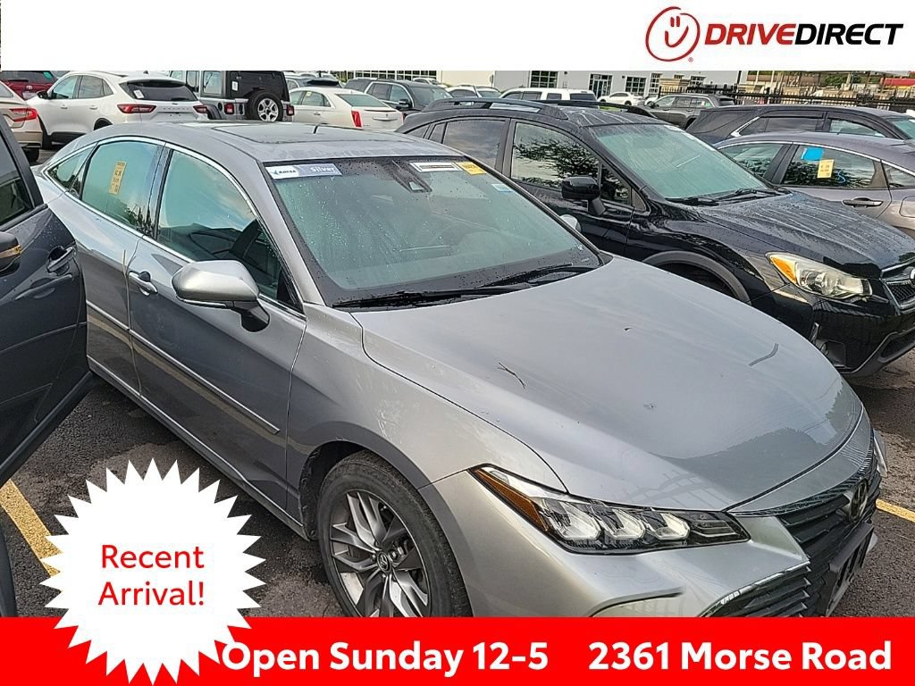 Used 2019 Toyota Avalon XLE w/ Moonroof Package