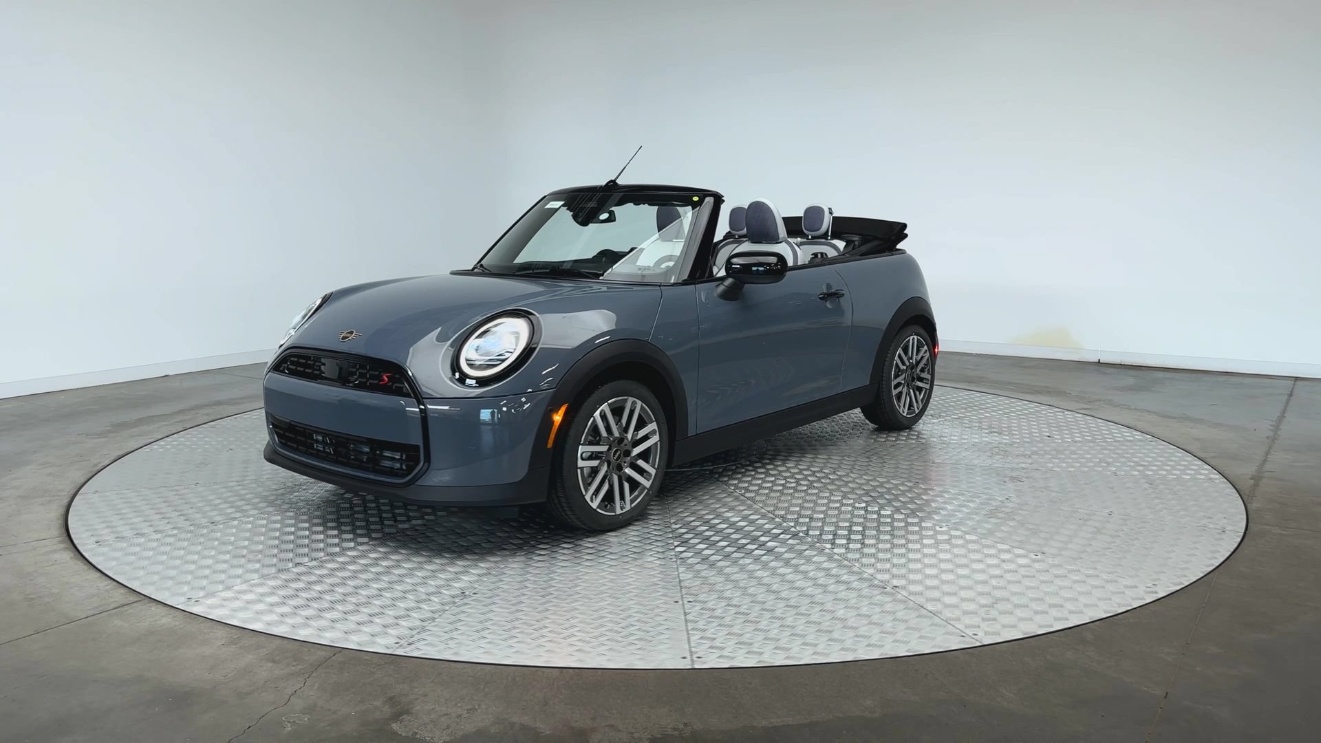 New 2026 MINI Cooper S FWD image 4