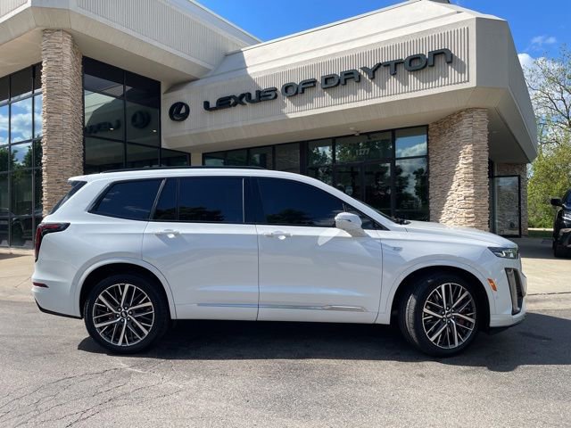 Used 2025 Cadillac XT6 Sport w/ Technology Package AWD/4WD image 2