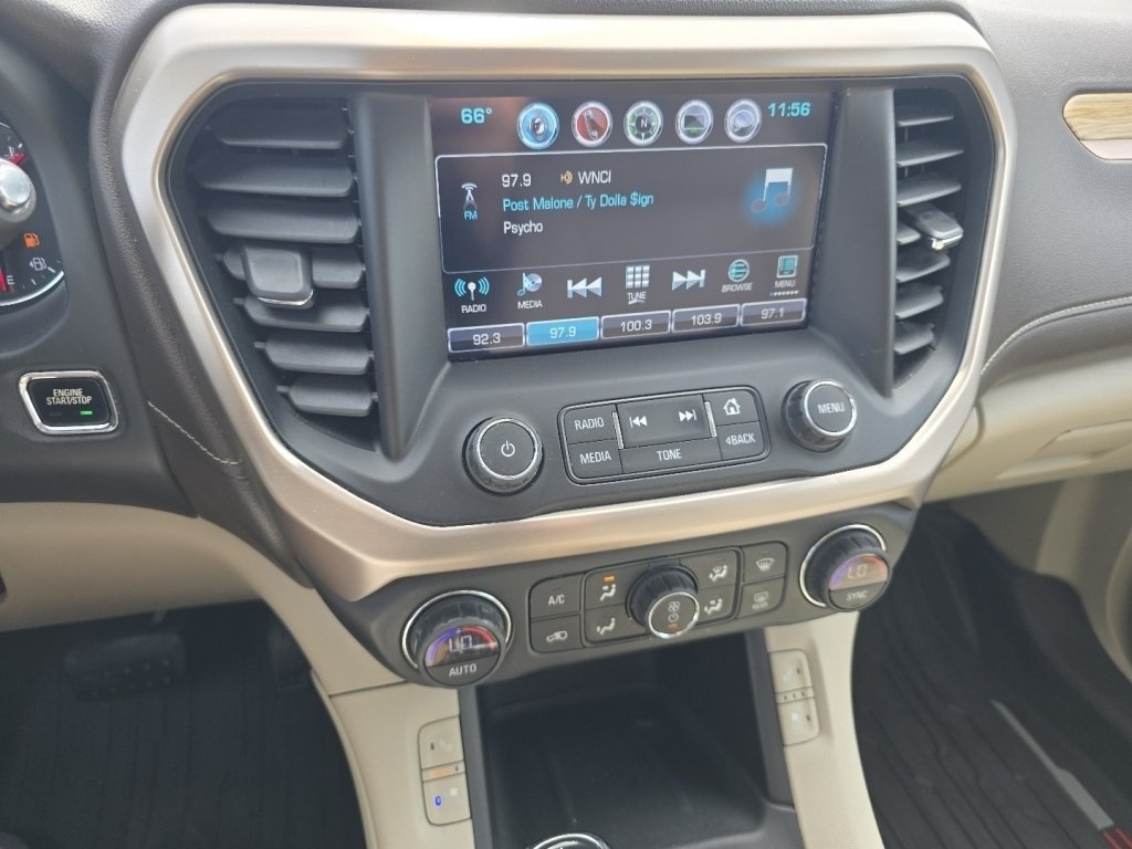 Used 2018 GMC Acadia Denali w/ Technology Package AWD/4WD image 31