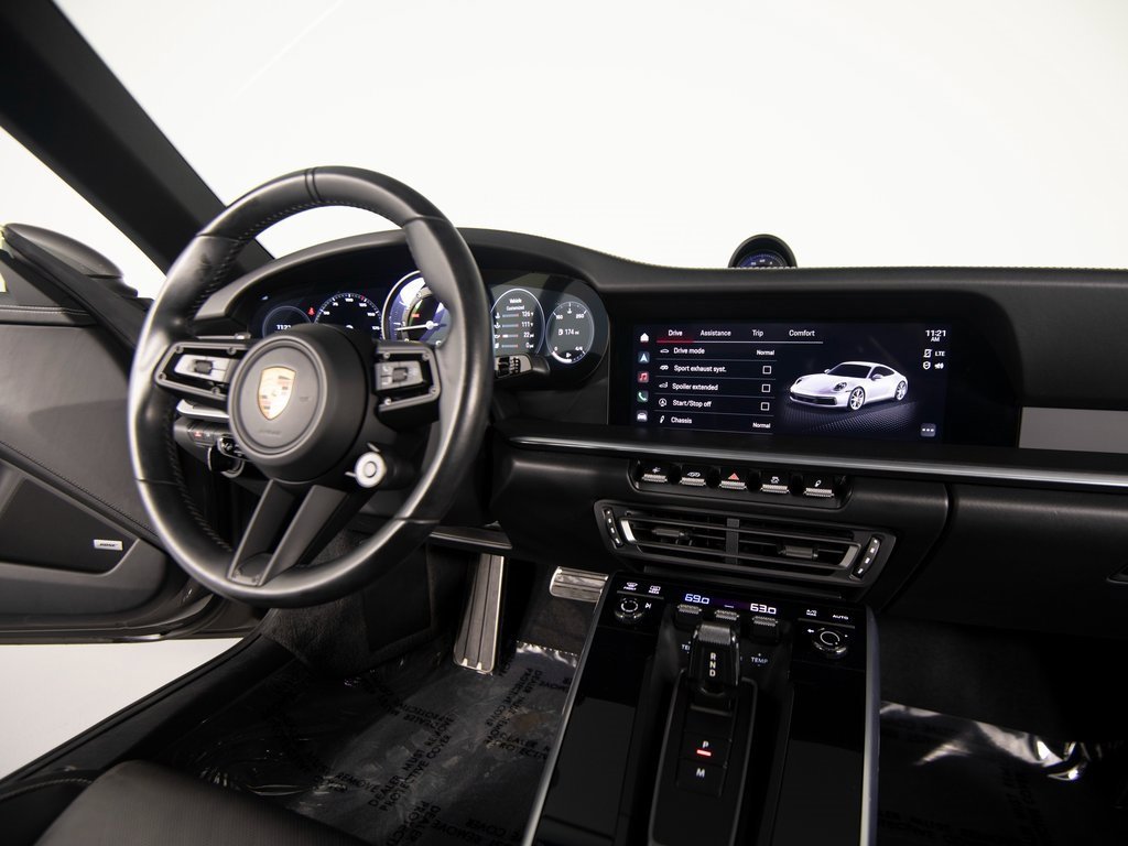 Certified 2022 Porsche 911 Carrera 4S image 32