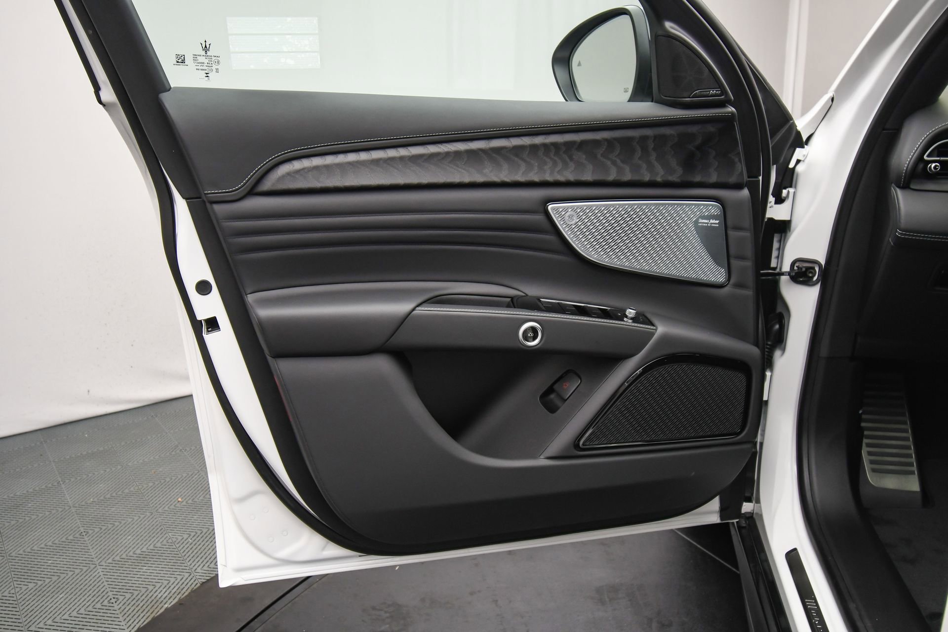 New 2025 Maserati Grecale Modena image 36