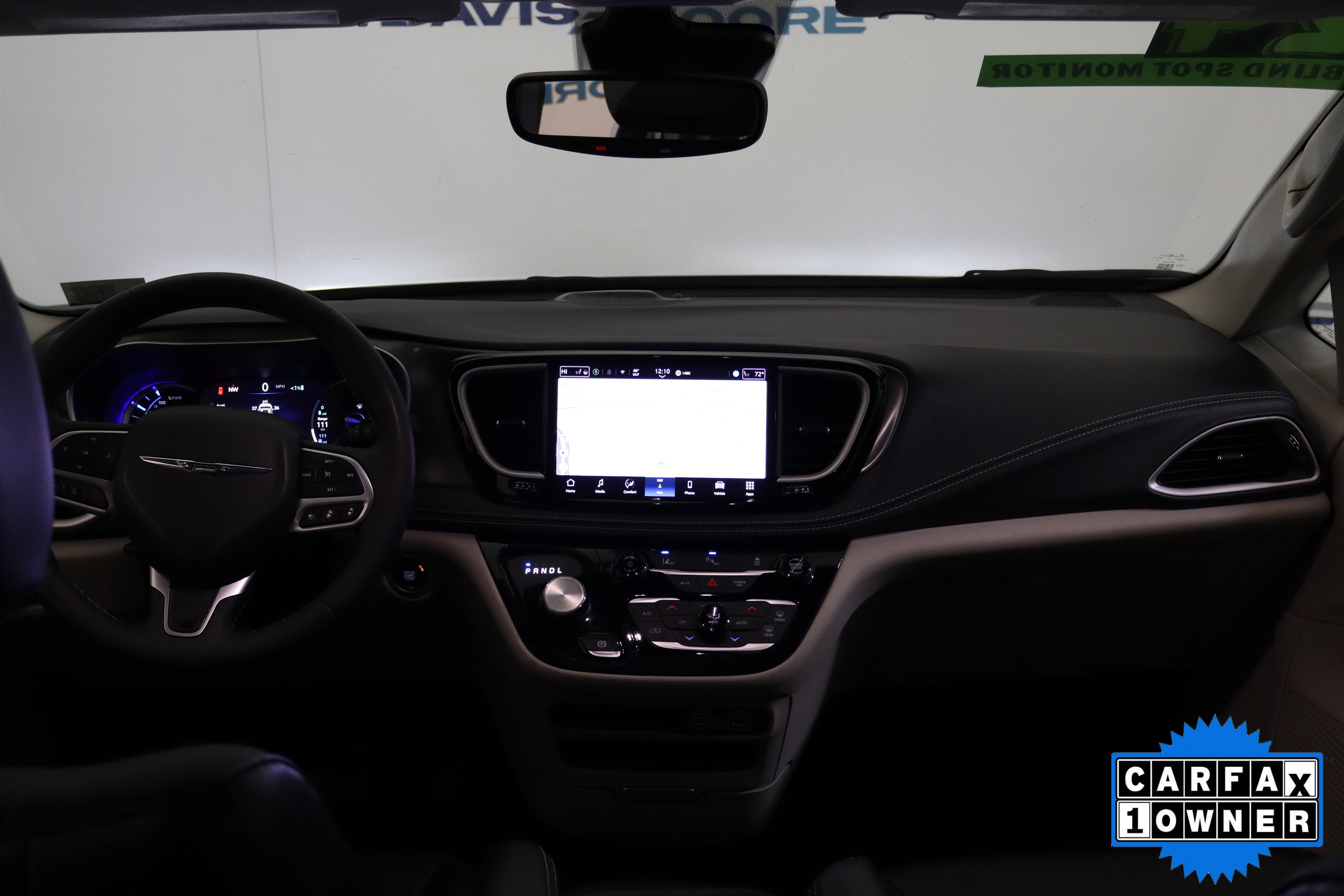 Used 2024 Chrysler Pacifica Select image 49