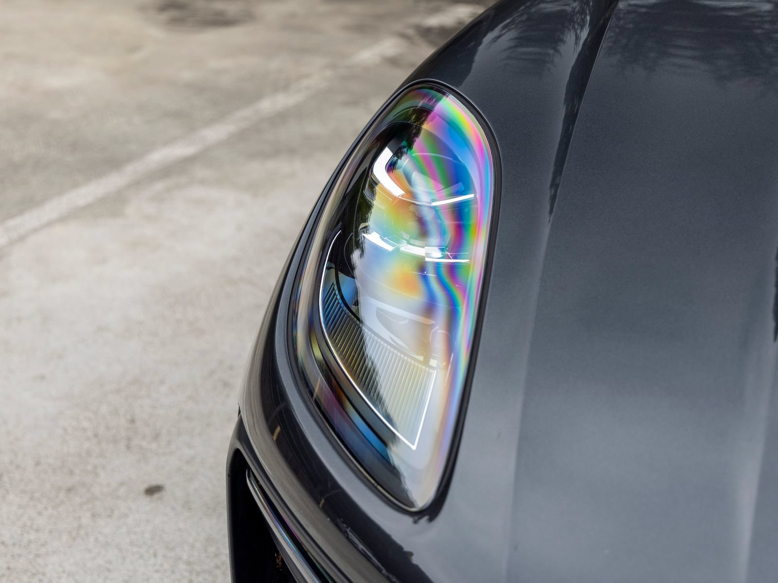 Certified 2023 Porsche Macan AWD/4WD image 14