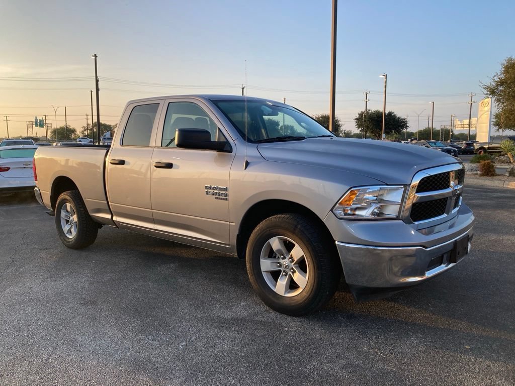 Used 2024 RAM 1500 Classic SLT AWD/4WD image 3