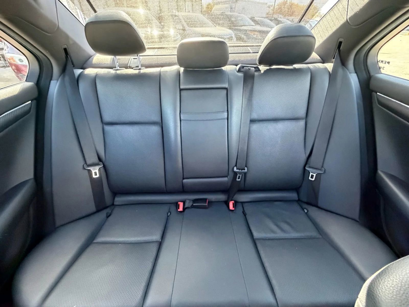 Used 2011 Mercedes-Benz C 300 4MATIC Sedan image 21