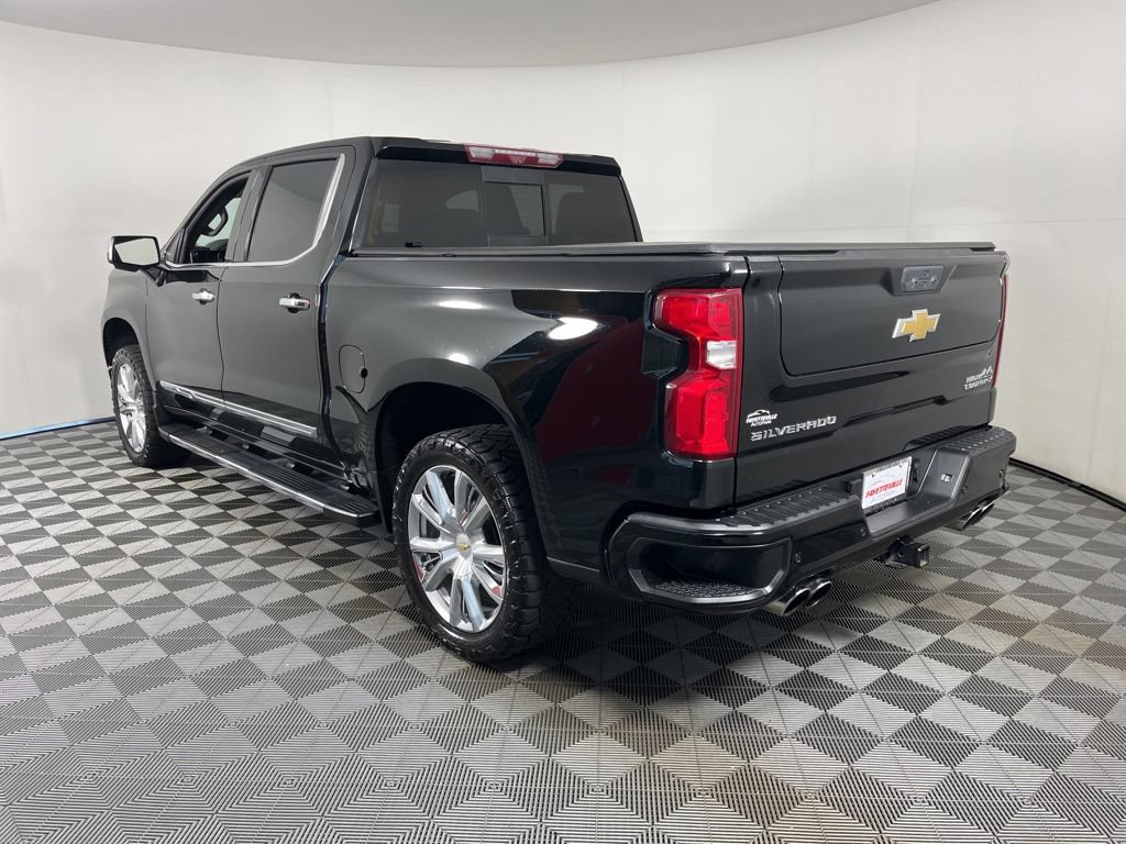Certified 2023 Chevrolet Silverado 1500 High Country w/ Technology Package AWD/4WD image 14
