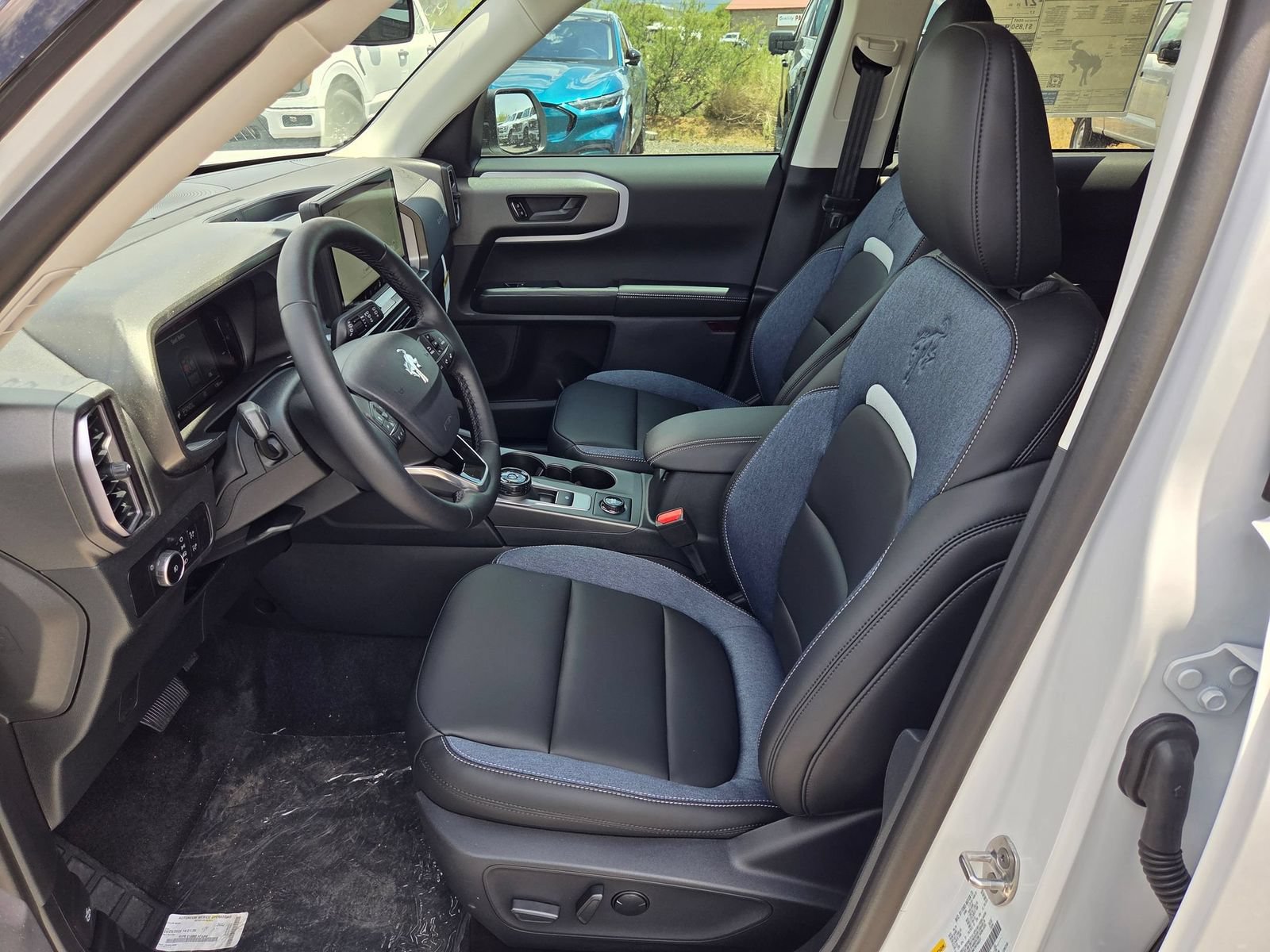New 2026 Ford Bronco Sport Outer Banks w/ Outer Banks Tech Package+ AWD/4WD image 11
