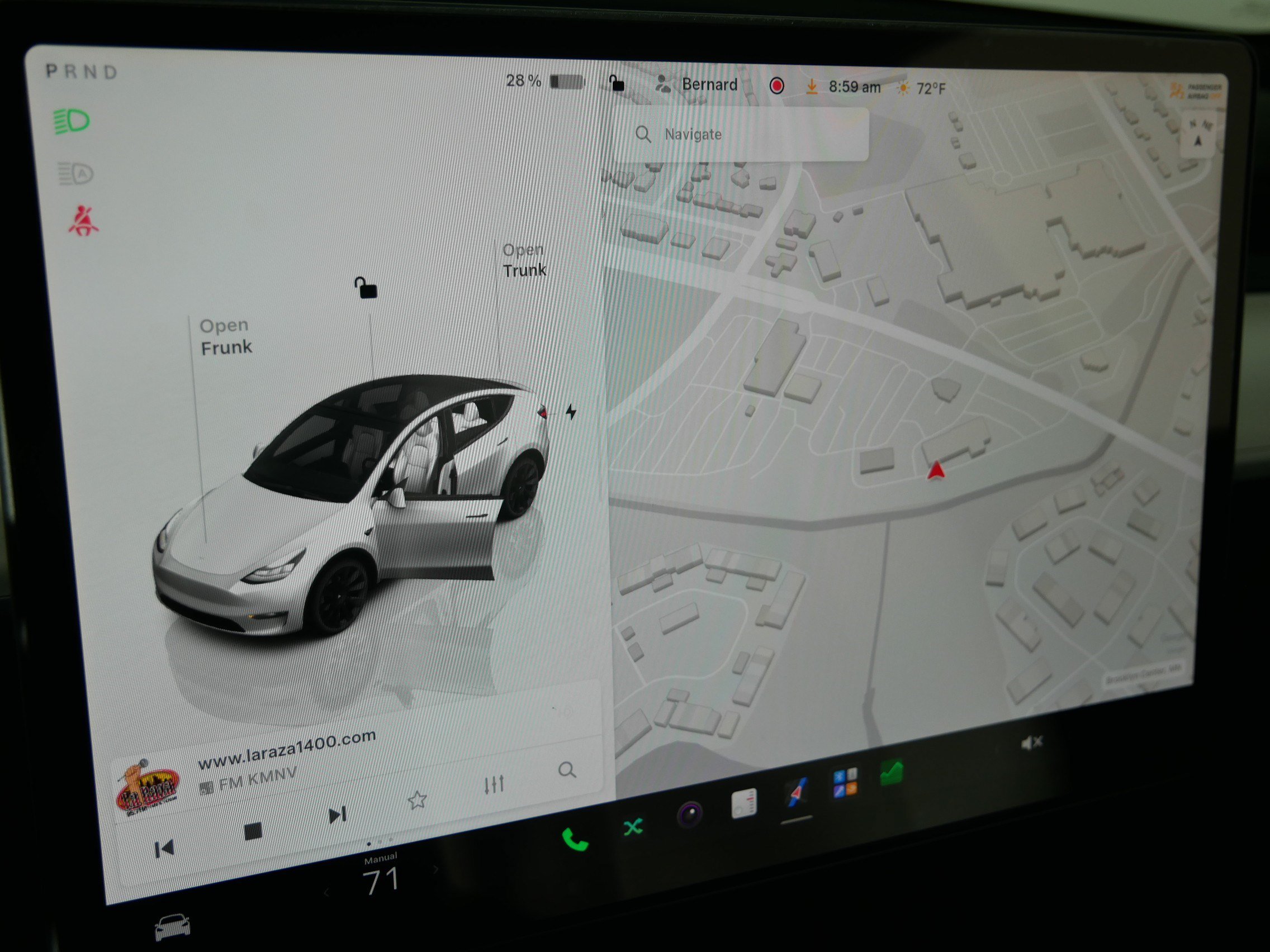 Used 2023 Tesla Model Y Long Range AWD/4WD image 29