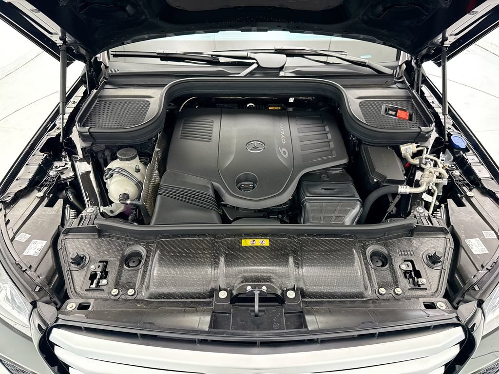 New 2026 Mercedes-Benz GLS 450 4MATIC image 29