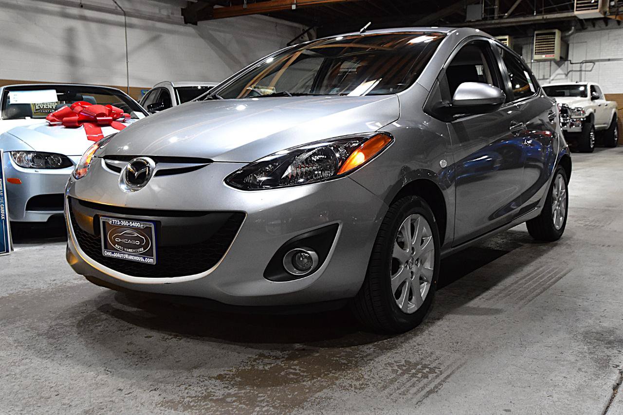 Used 2011 MAZDA MAZDA2 Touring FWD image 3