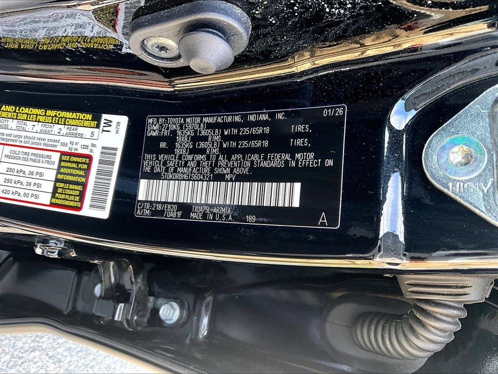 Certified 2026 Toyota Highlander XLE AWD/4WD image 37