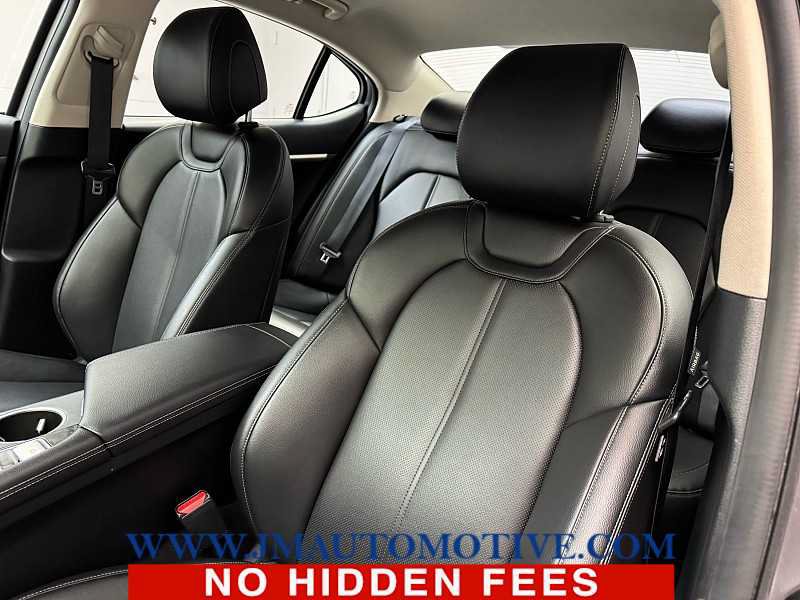Used 2023 Genesis G70 2.0T AWD/4WD image 13