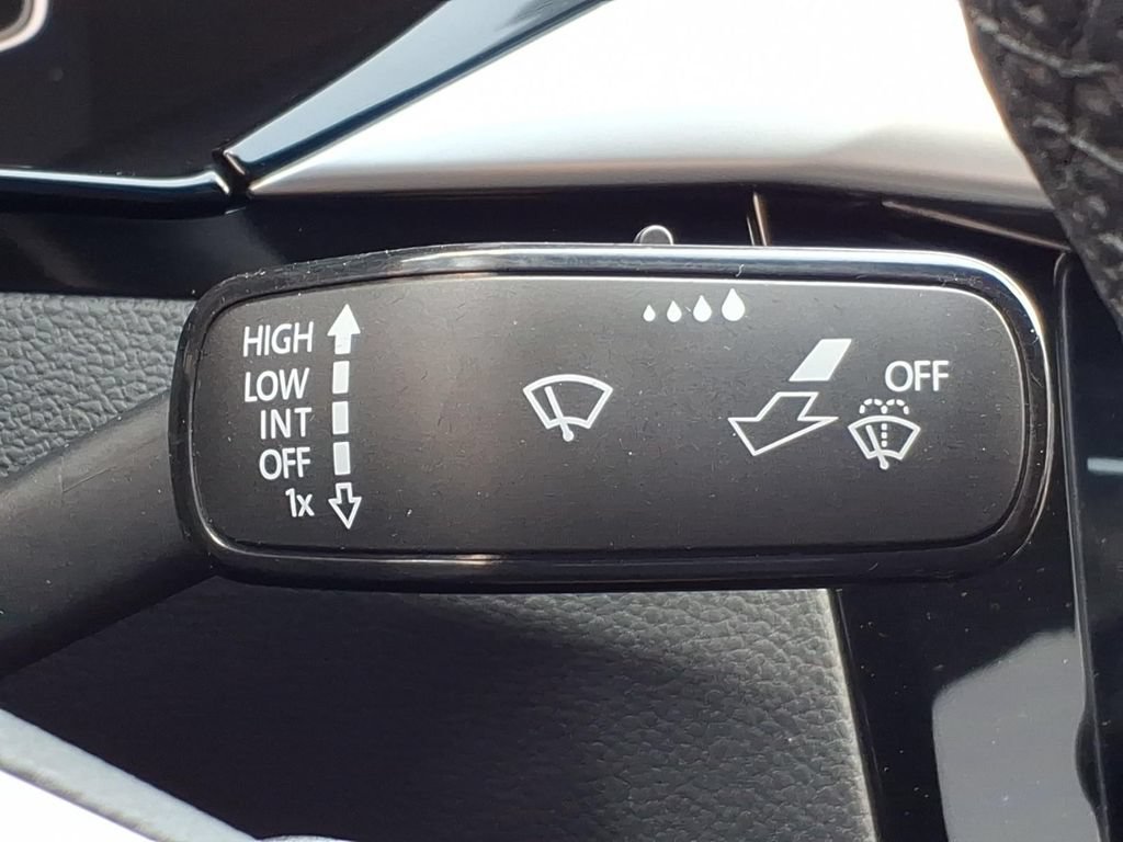 Certified 2023 Volkswagen Arteon SEL AWD/4WD image 35