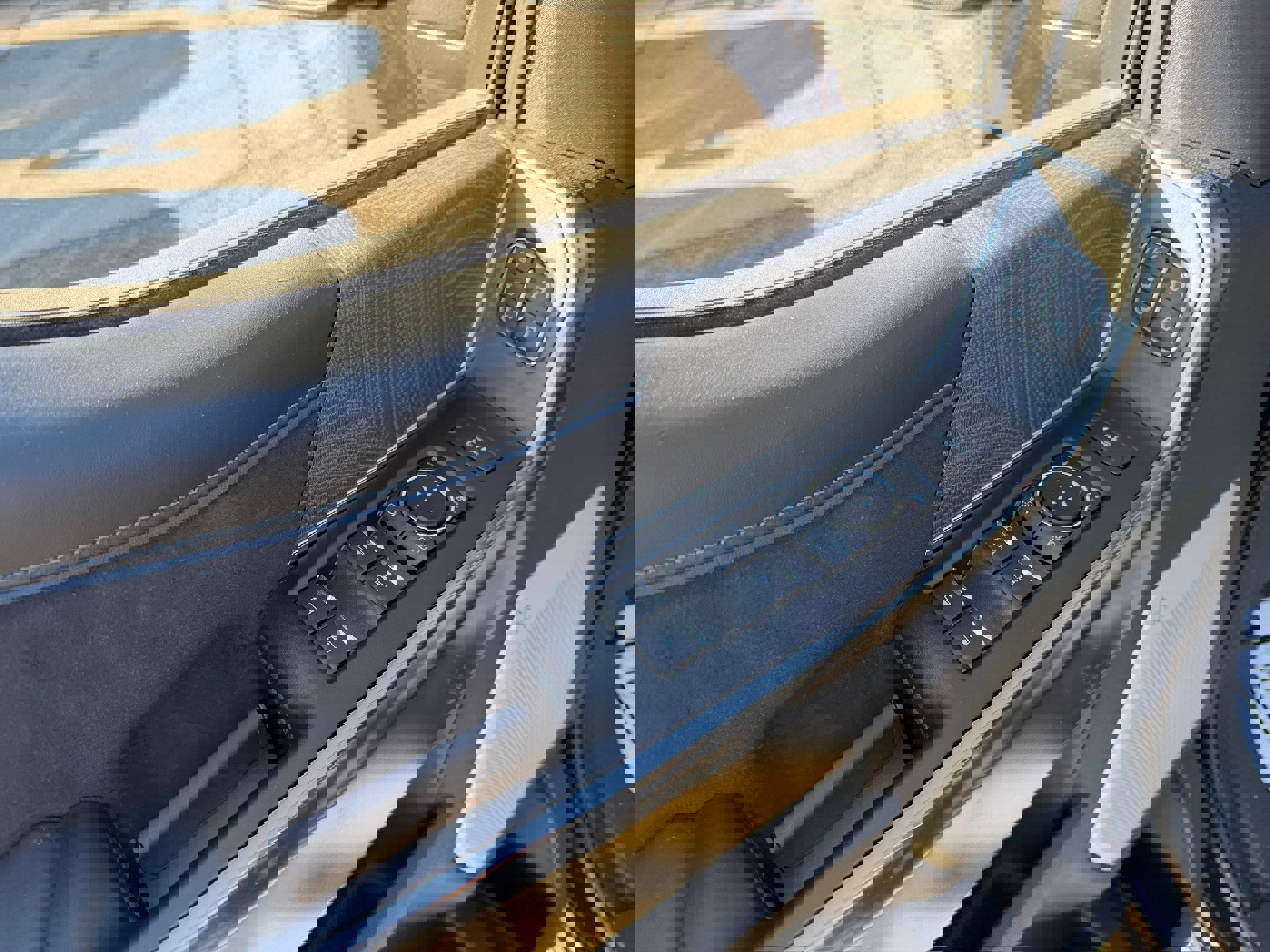 New 2025 Ford F250 Platinum image 20