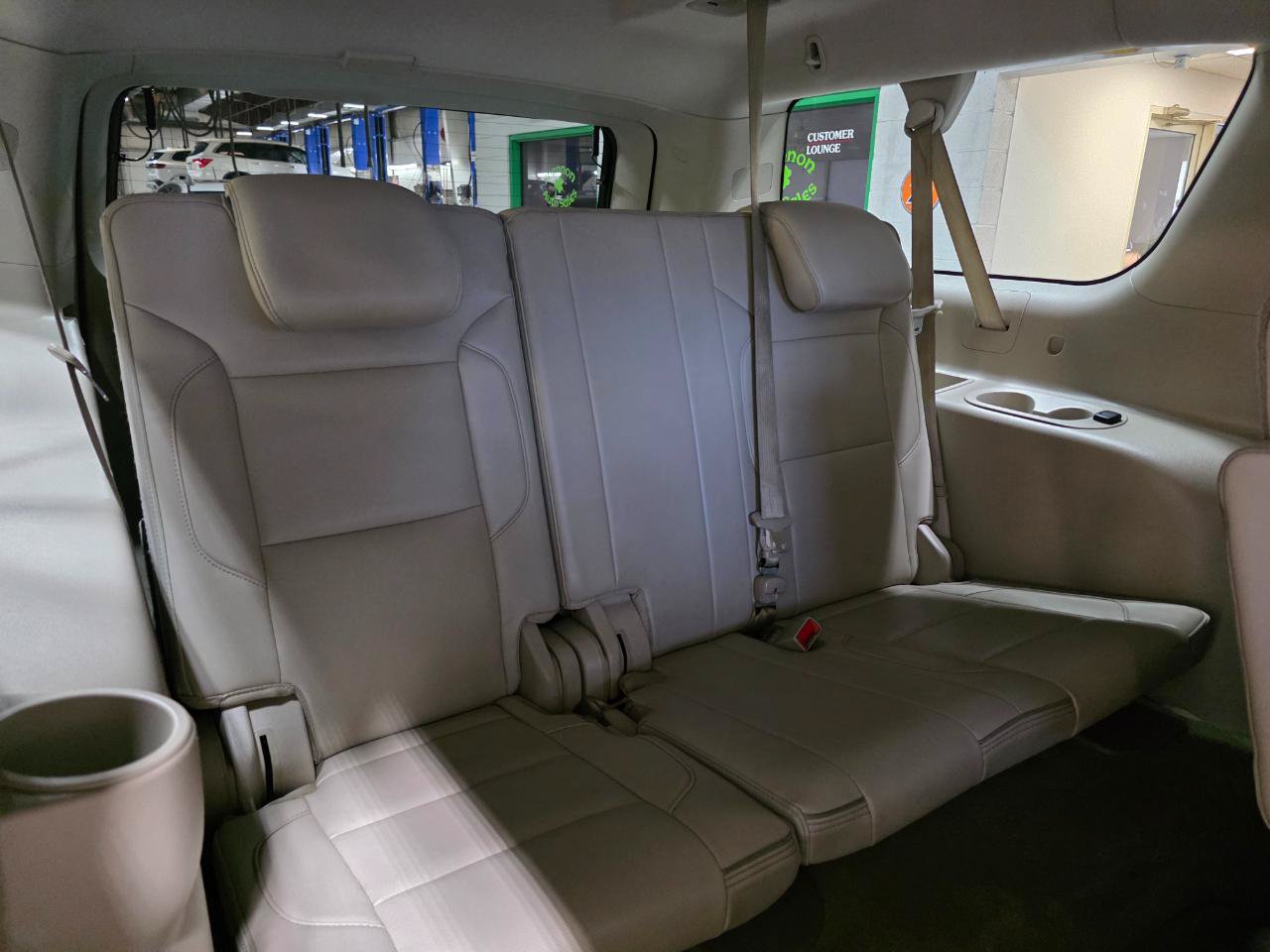 Used 2017 GMC Yukon XL Denali w/ Open Road Package AWD/4WD image 27