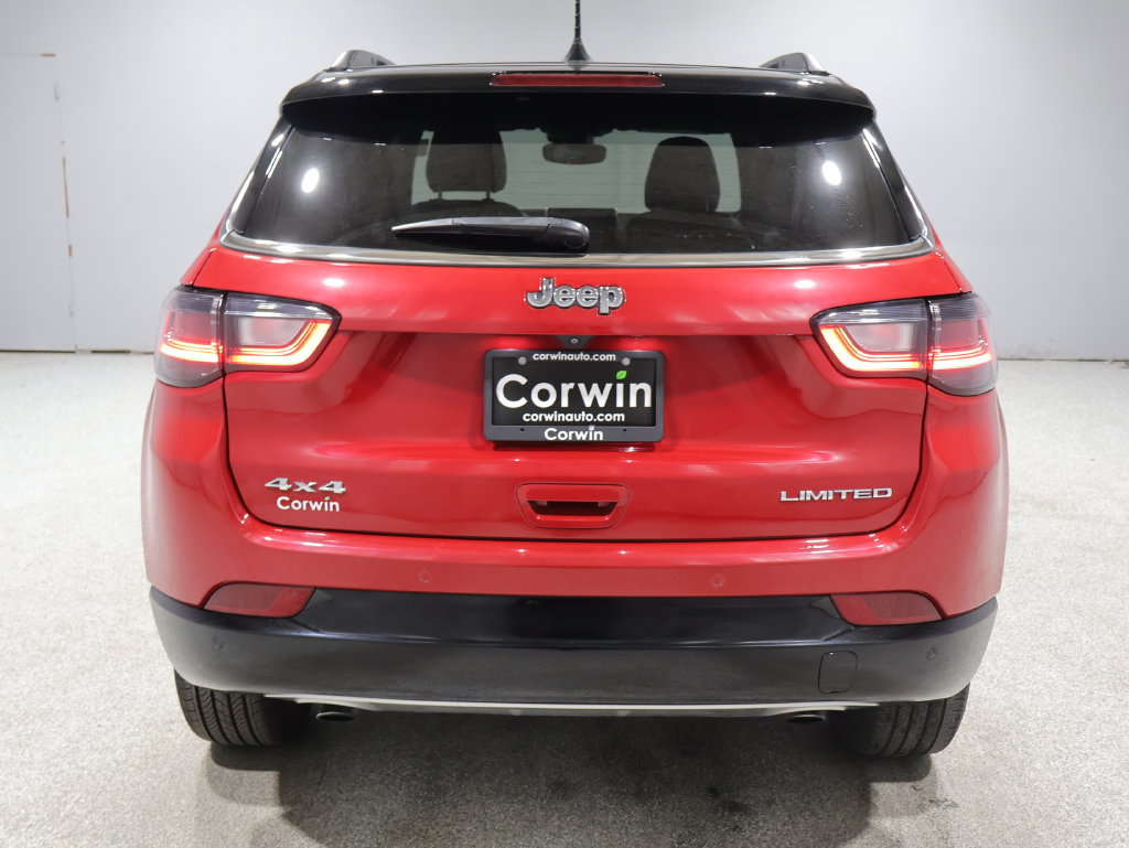 Used 2023 Jeep Compass Limited w/ Elite Group AWD/4WD image 3