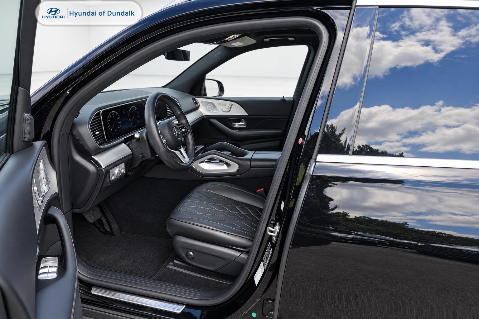 Used 2020 Mercedes-Benz GLE 350 image 3