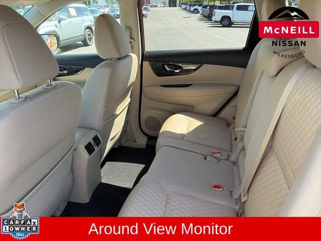 Used 2017 Nissan Rogue SV w/ SV Premium Package AWD/4WD image 15