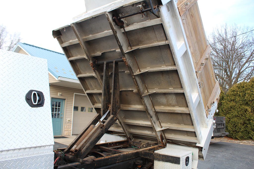 Used 2021 RAM 5500 Tradesman w/ Chrome Appearance Group image 40