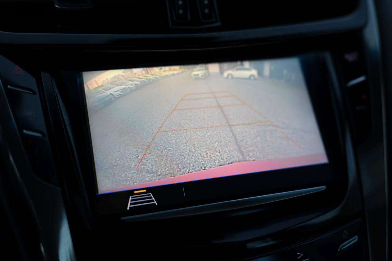 Used 2018 Cadillac CTS Luxury RWD image 21