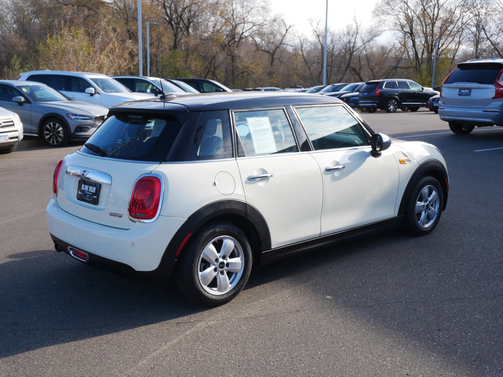 Used 2018 MINI Cooper 4-Door Hardtop image 7