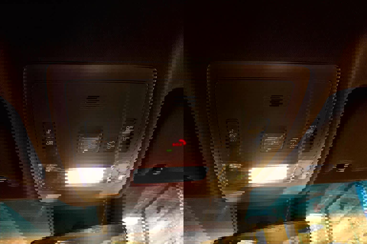 Used 2021 Lexus ES 300h Ultra Luxury w/ Accessory Package 2 image 36