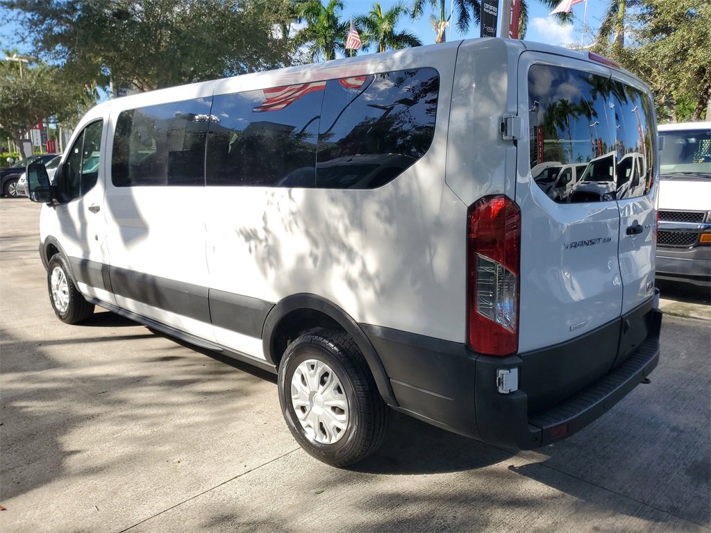 Used 2023 Ford Transit 350 XLT image 4