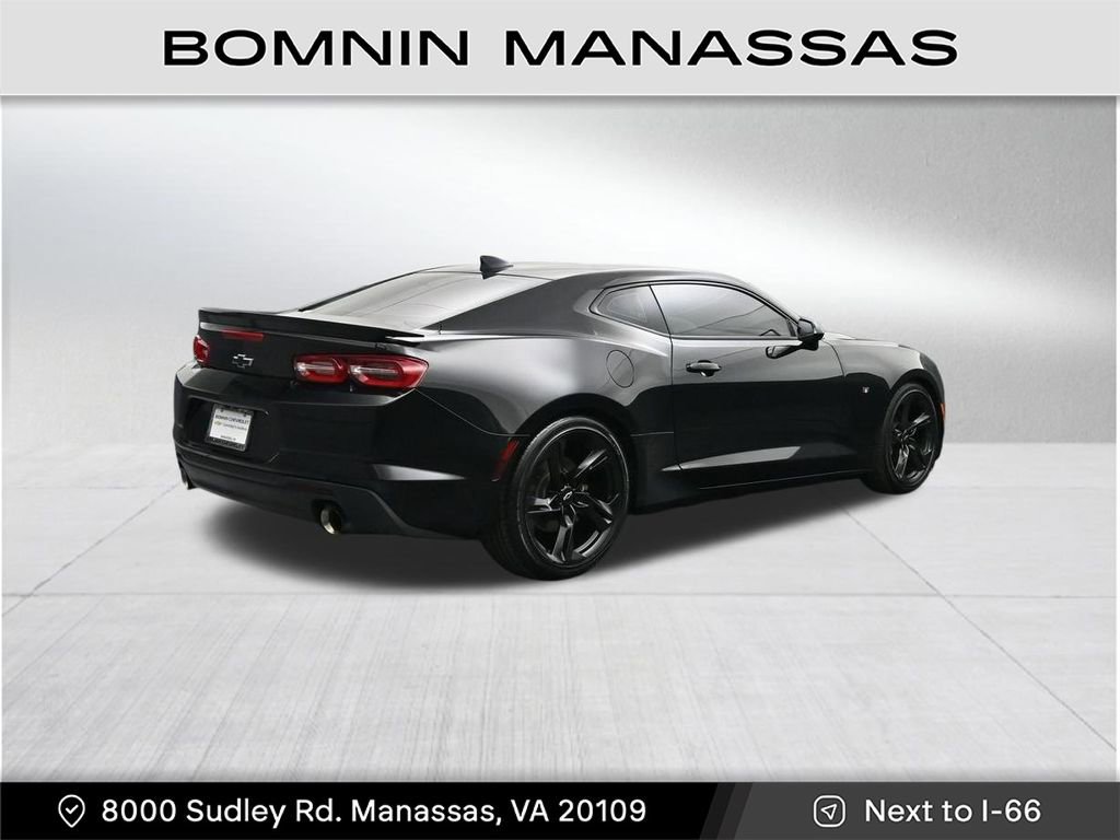 Used 2021 Chevrolet Camaro LT image 5