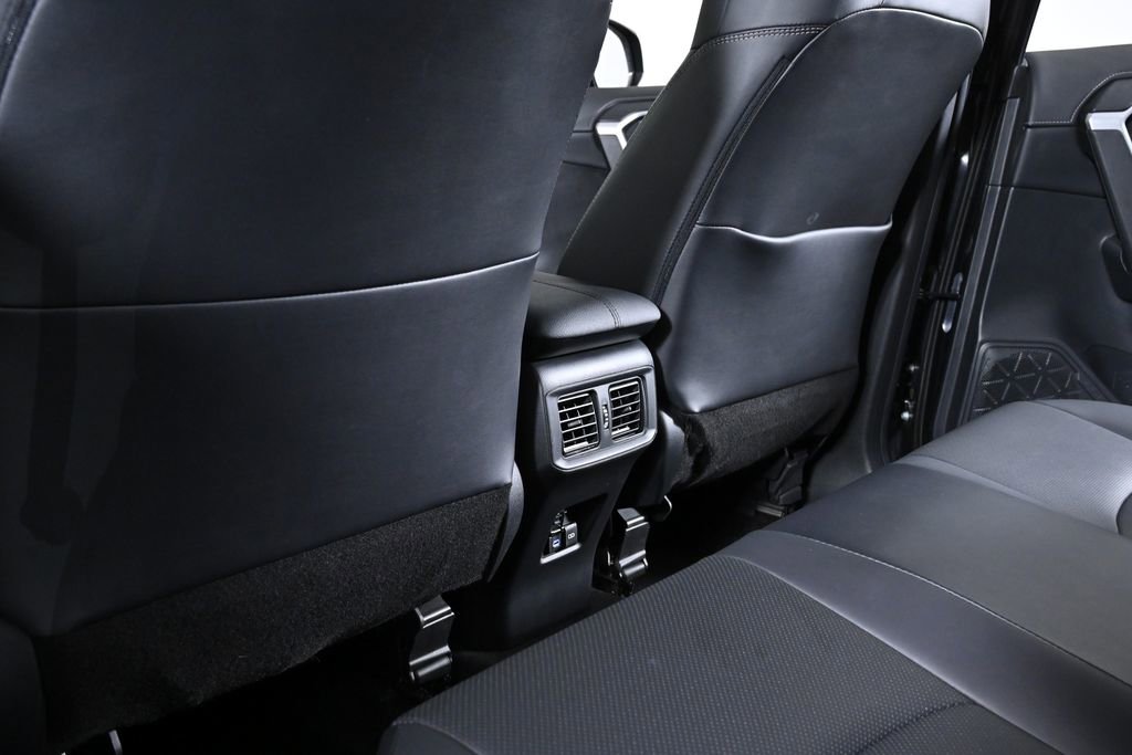 Used 2022 Toyota RAV4 Limited image 28