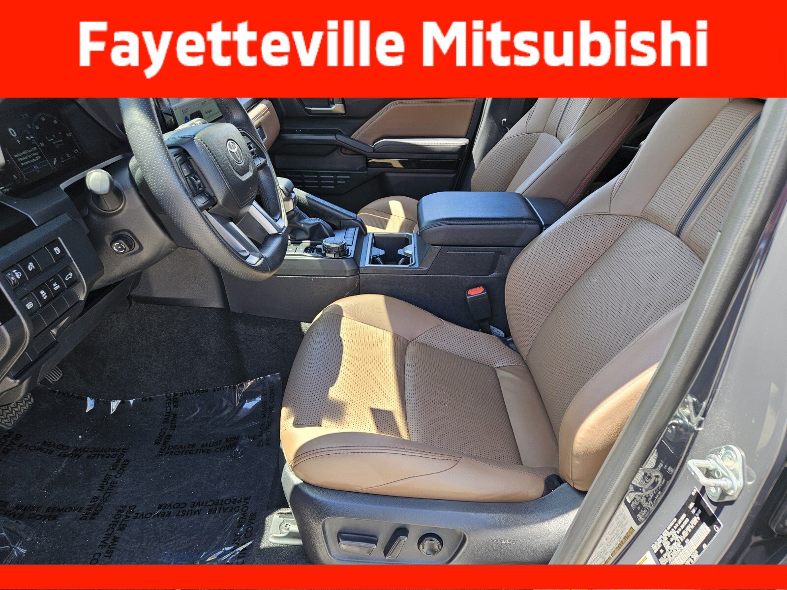 Used 2025 Toyota 4Runner Limited AWD/4WD image 7