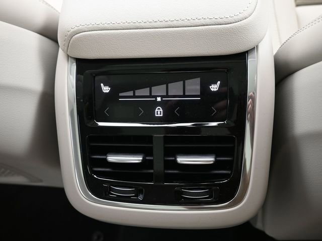 New 2026 Volvo XC60 B5 Ultra w/ Protection Package Premier image 34