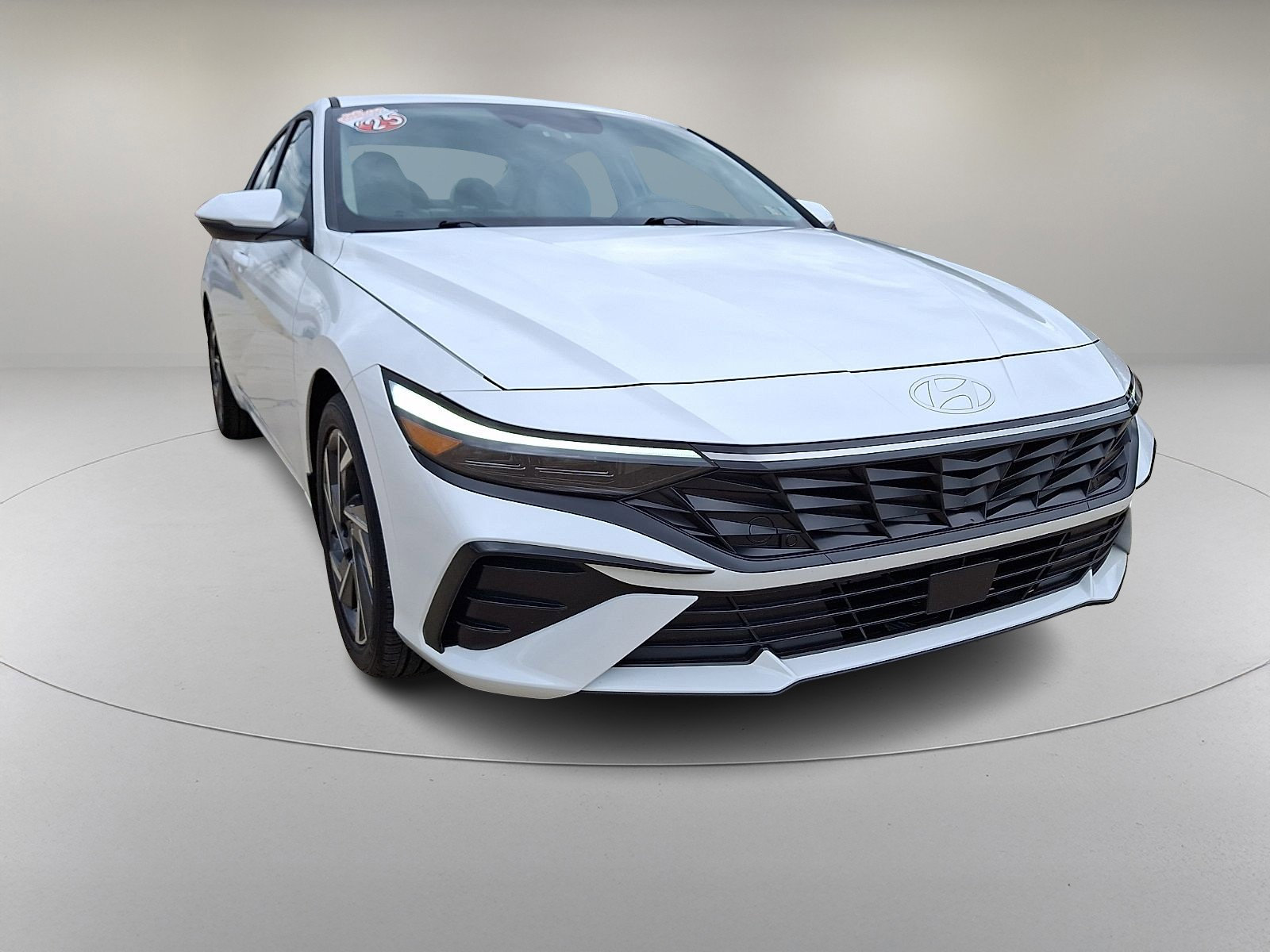 Certified 2025 Hyundai Elantra Limited FWD video 2