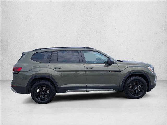 Used 2026 Volkswagen Atlas Peak Edition AWD/4WD image 4