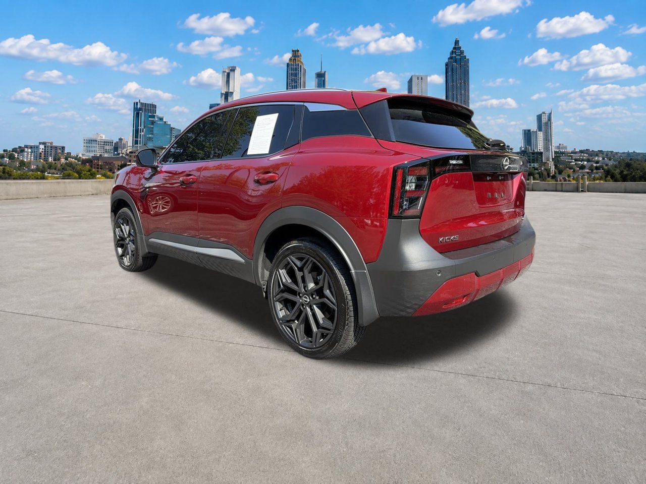 Used 2025 Nissan Kicks SR FWD image 23