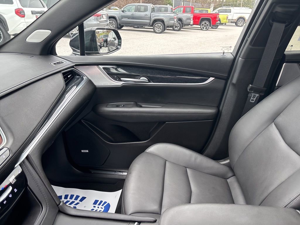 Used 2023 Cadillac XT5 Premium Luxury w/ Technology Package image 24