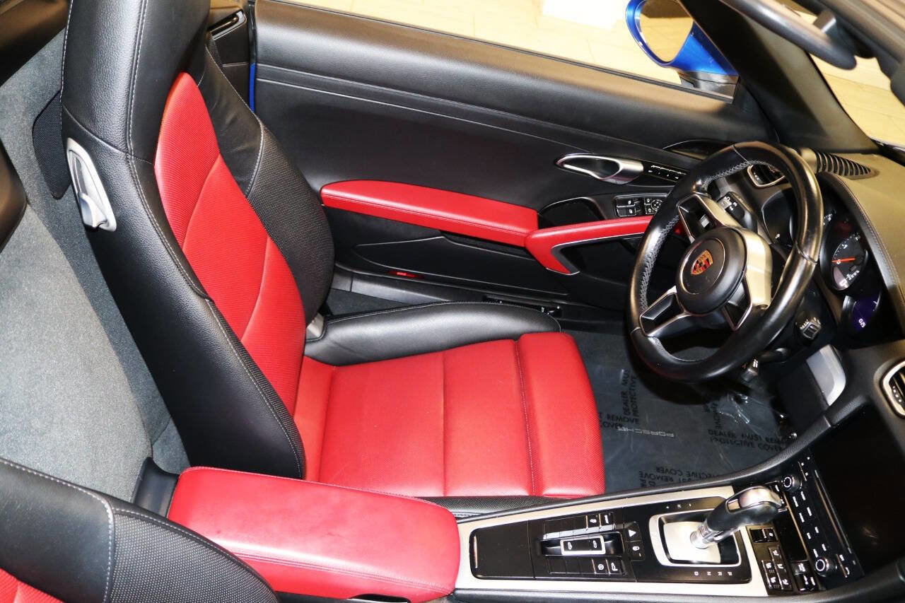 Used 2018 Porsche 718 Boxster RWD image 73
