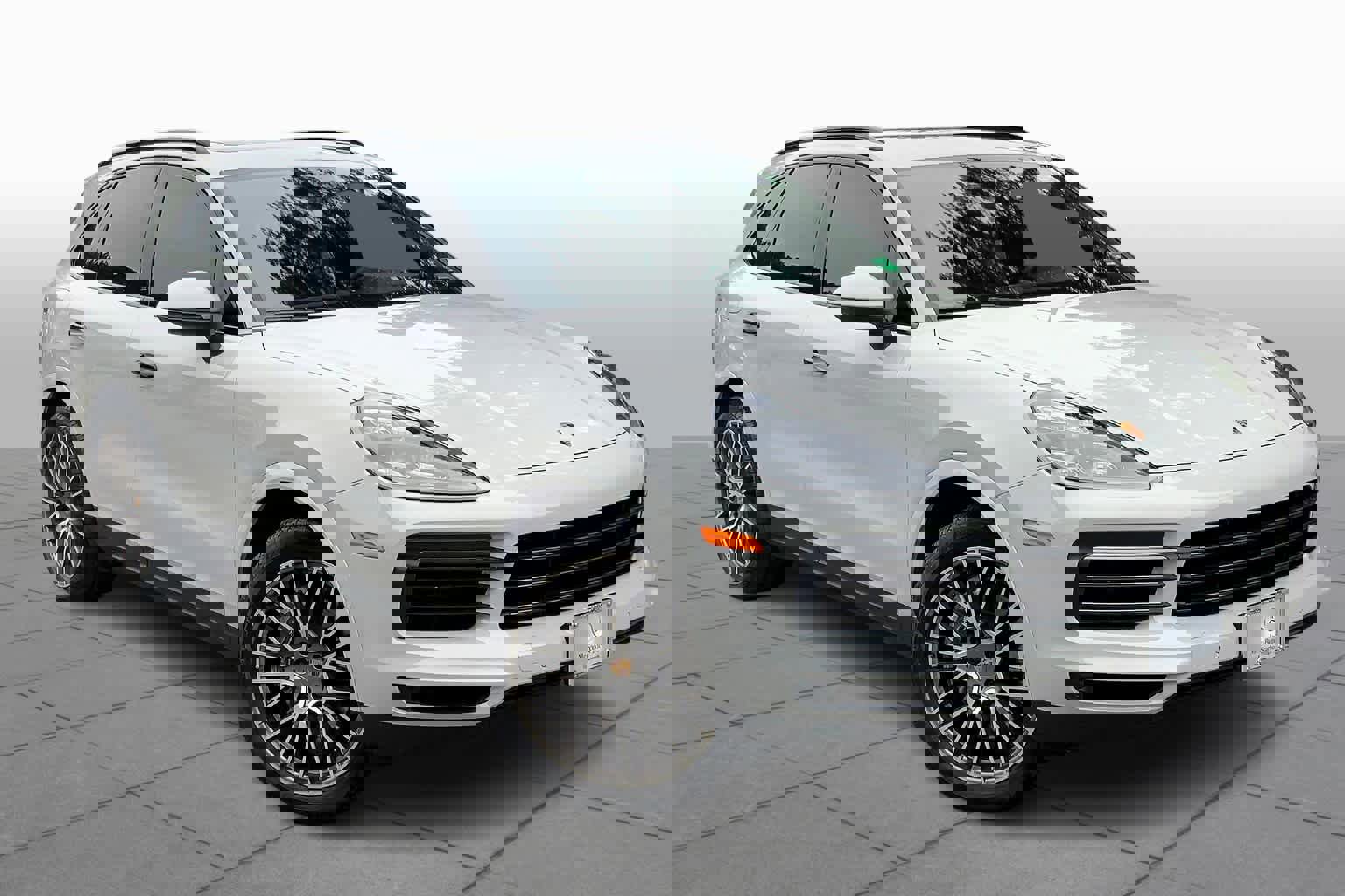 Used 2022 Porsche Cayenne Platinum Edition image 2