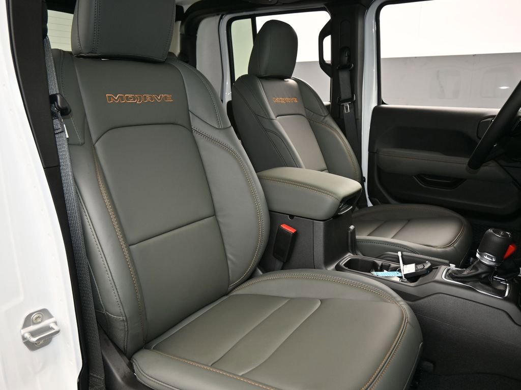 New 2026 Jeep Gladiator Mojave AWD/4WD image 39