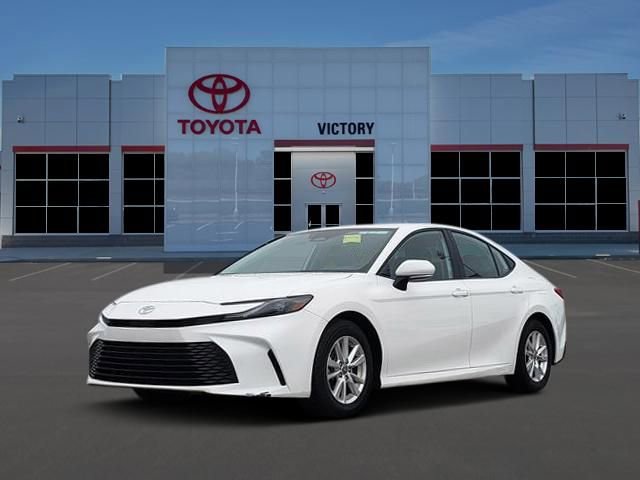 Used 2025 Toyota Camry LE FWD image 1