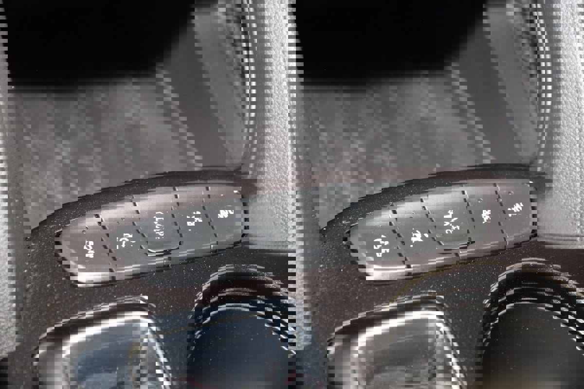 Used 2023 Chevrolet TrailBlazer RS image 30