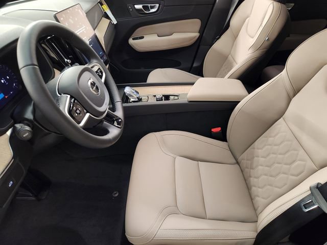 New 2026 Volvo XC60 B5 Core image 14