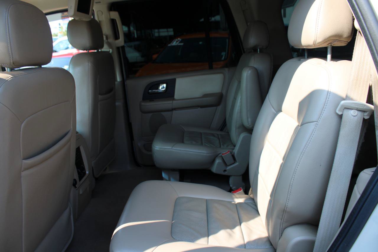 Used 2005 Ford Expedition Limited RWD image 14
