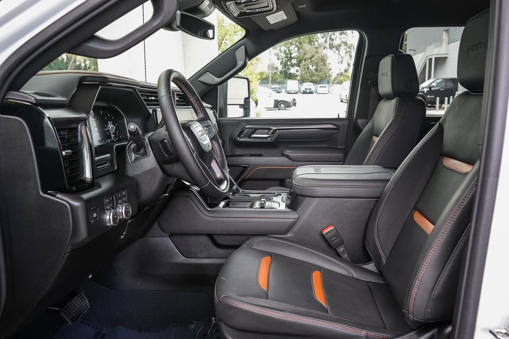Used 2026 GMC Sierra 2500 AT4 AWD/4WD image 18