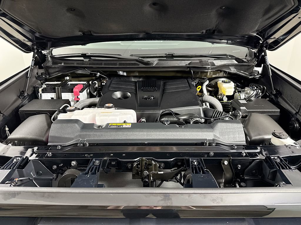 Used 2024 Toyota Tundra Limited w/ TRD Off-Road Package image 33