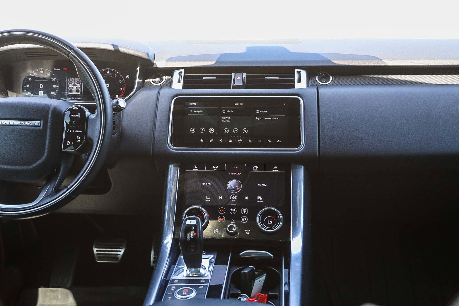 Used 2018 Land Rover Range Rover Sport Supercharged AWD/4WD image 13