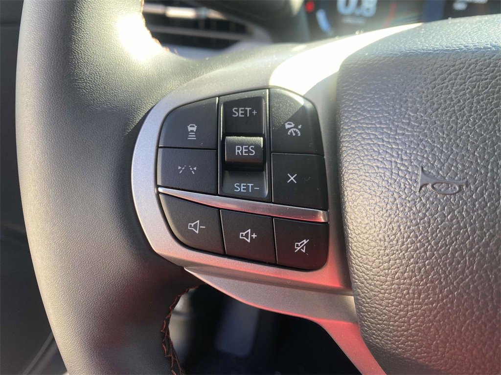 New 2025 Ford Explorer Active image 30